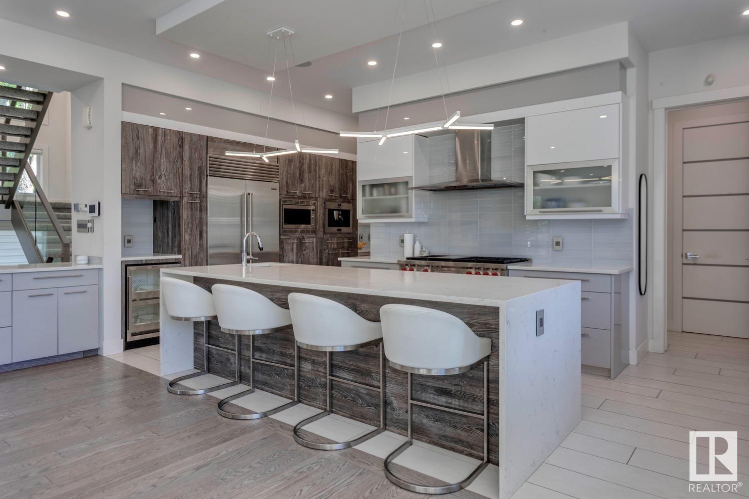 14643 92A AV NW
