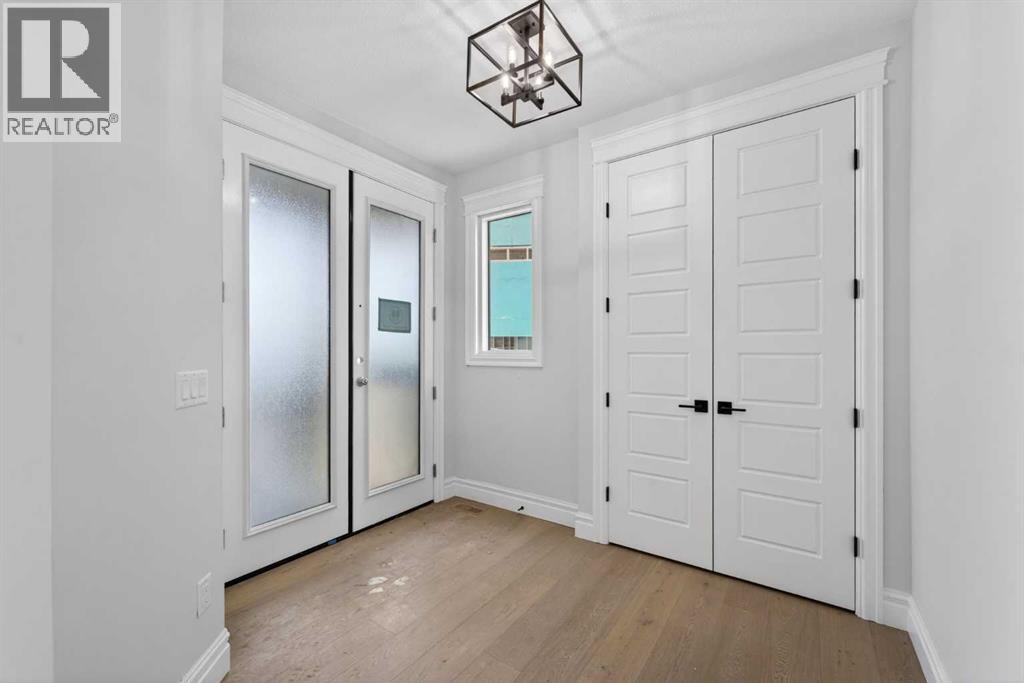 98 Waterford Crescent