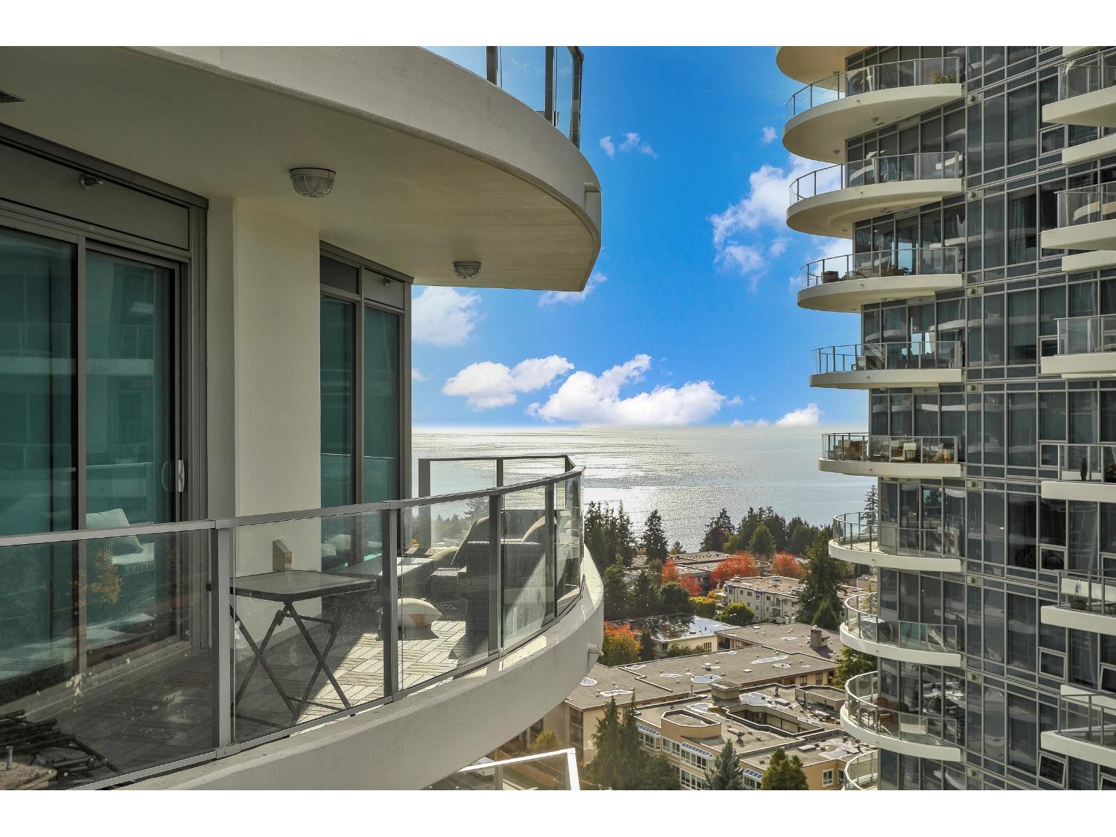 1401 1501 FOSTER STREET