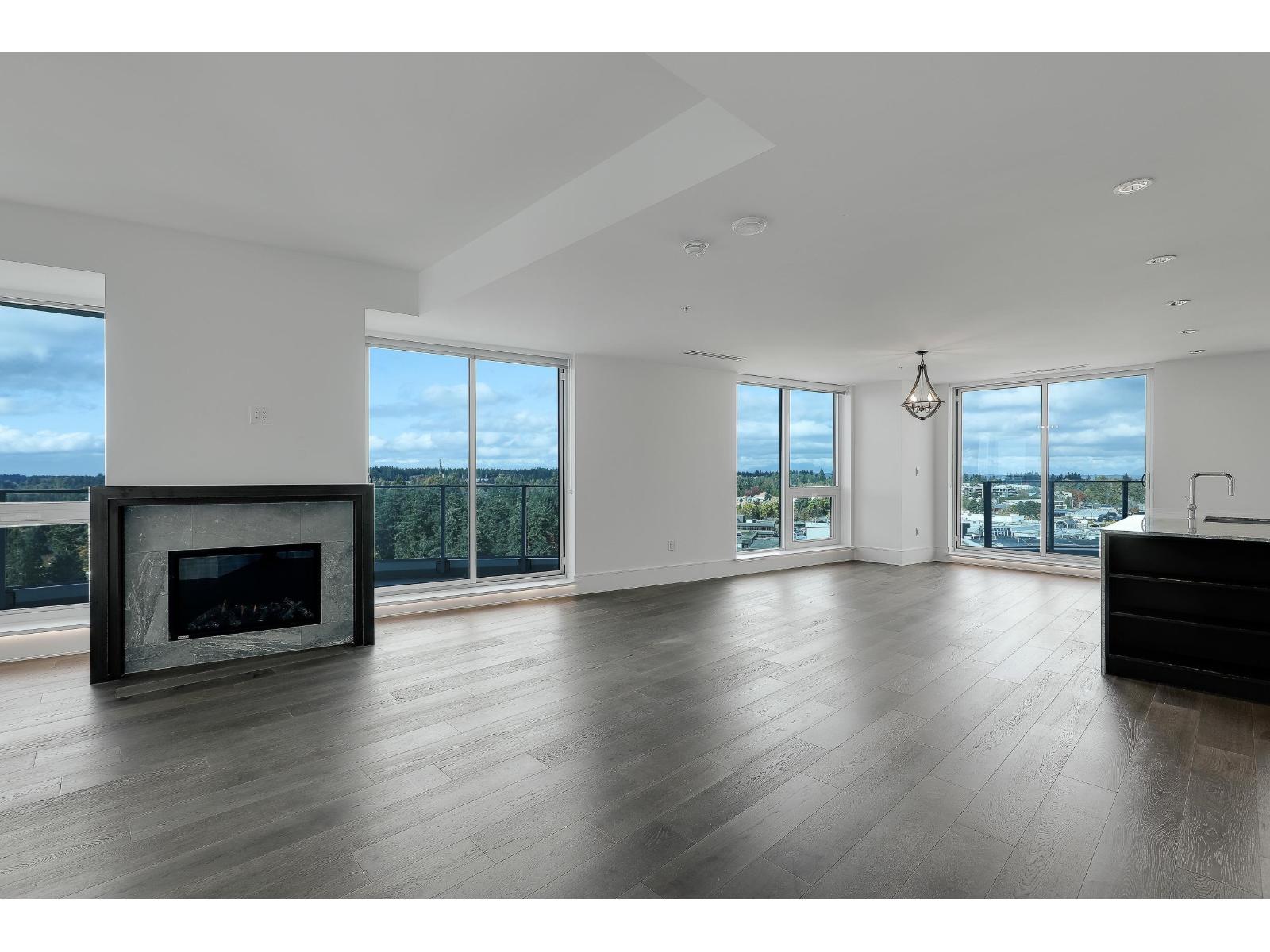 1401 1501 FOSTER STREET