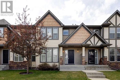114 Everridge Common SW Calgary AB T2Y5H1