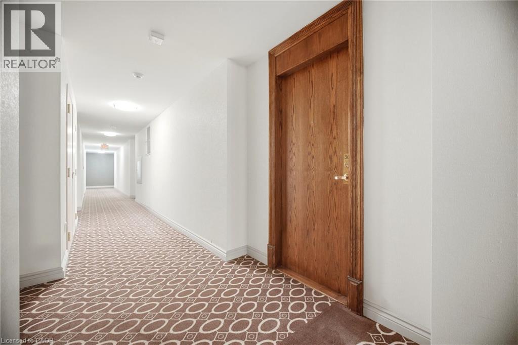 156 ENFIELD Place Unit# 307