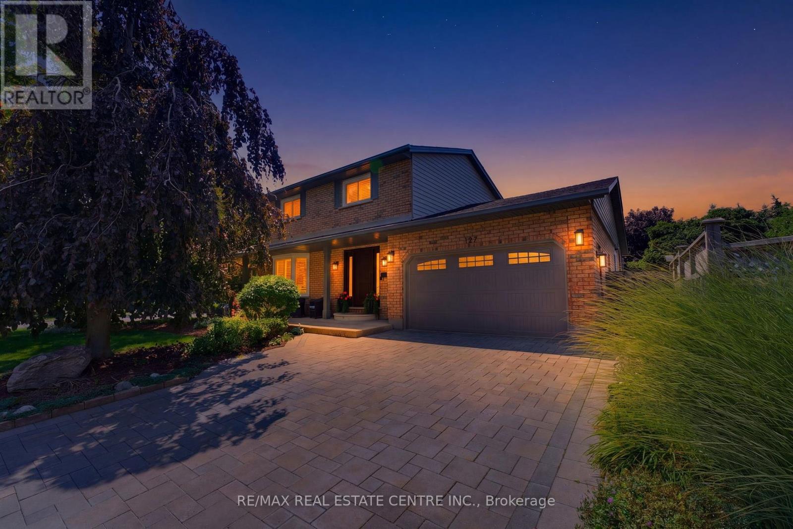 127 MICHENER CRESCENT