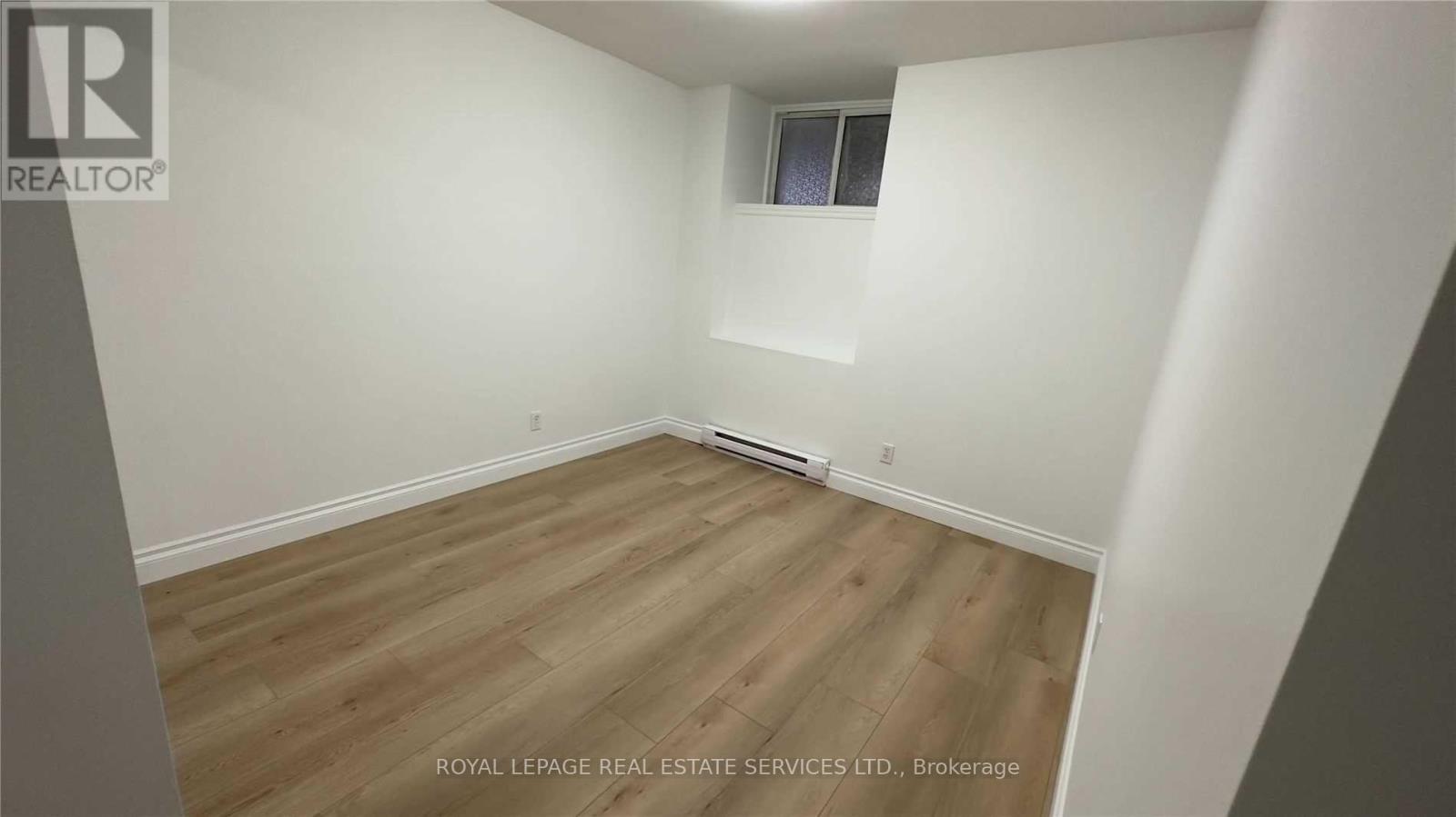 21 - 23 CHURCH STREET W