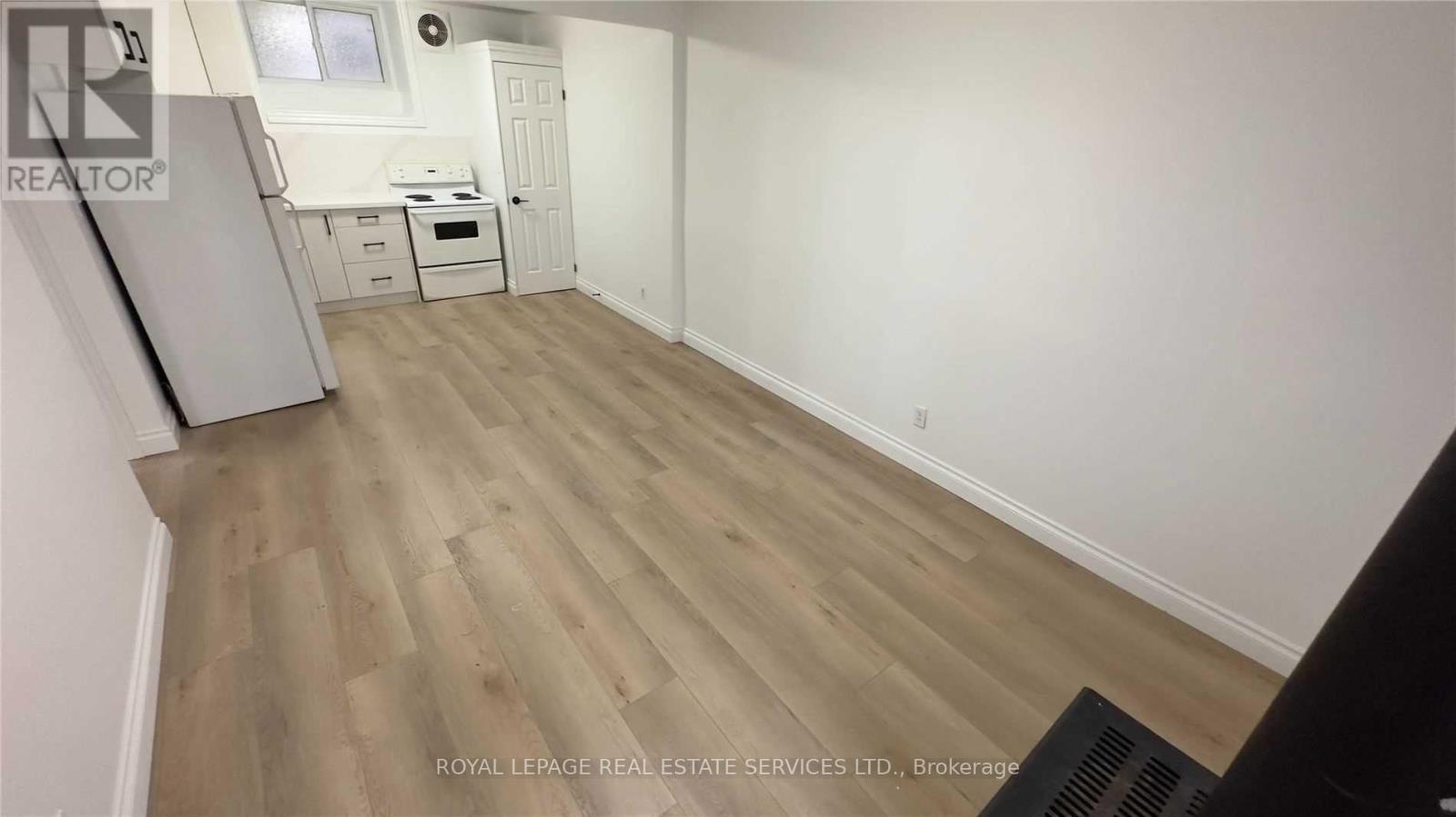 21 - 23 CHURCH STREET W