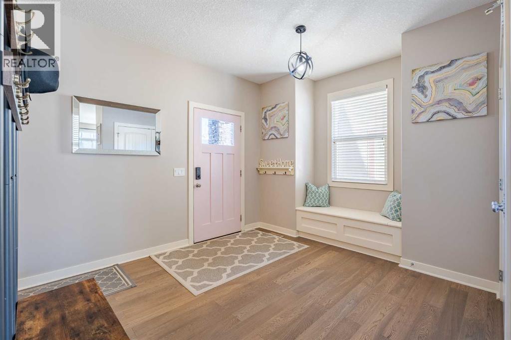 1709 Montgomery Park SE