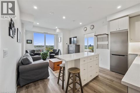 15 WELLINGTON Street S Unit# 909 Kitchener ON N2G0E4