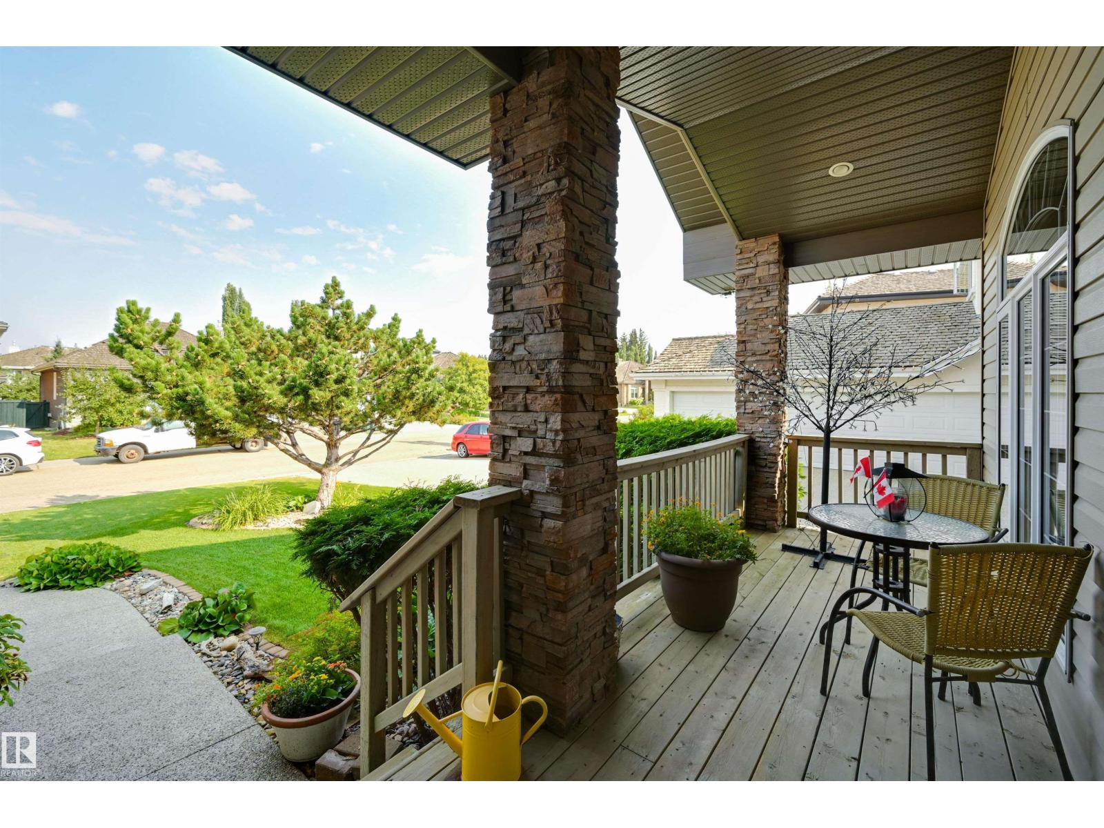 939 HALIBURTON RD NW