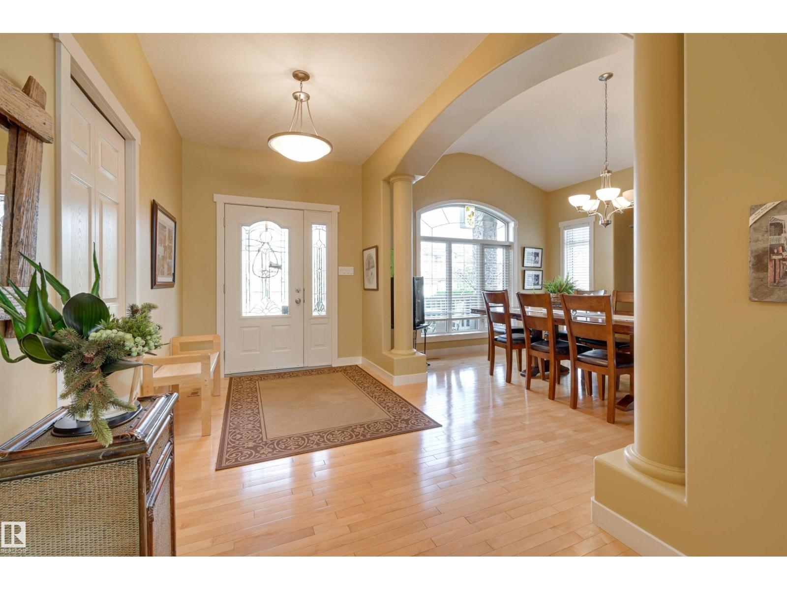 939 HALIBURTON RD NW