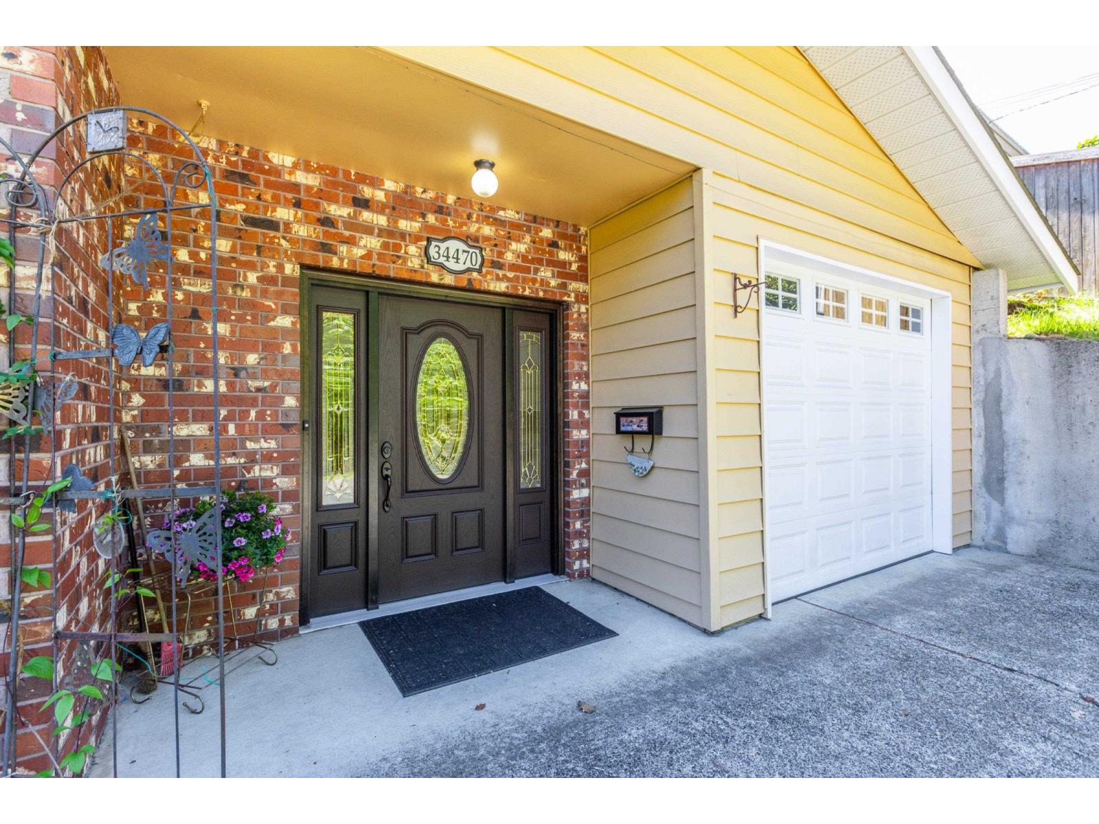 34470 LABURNUM AVENUE