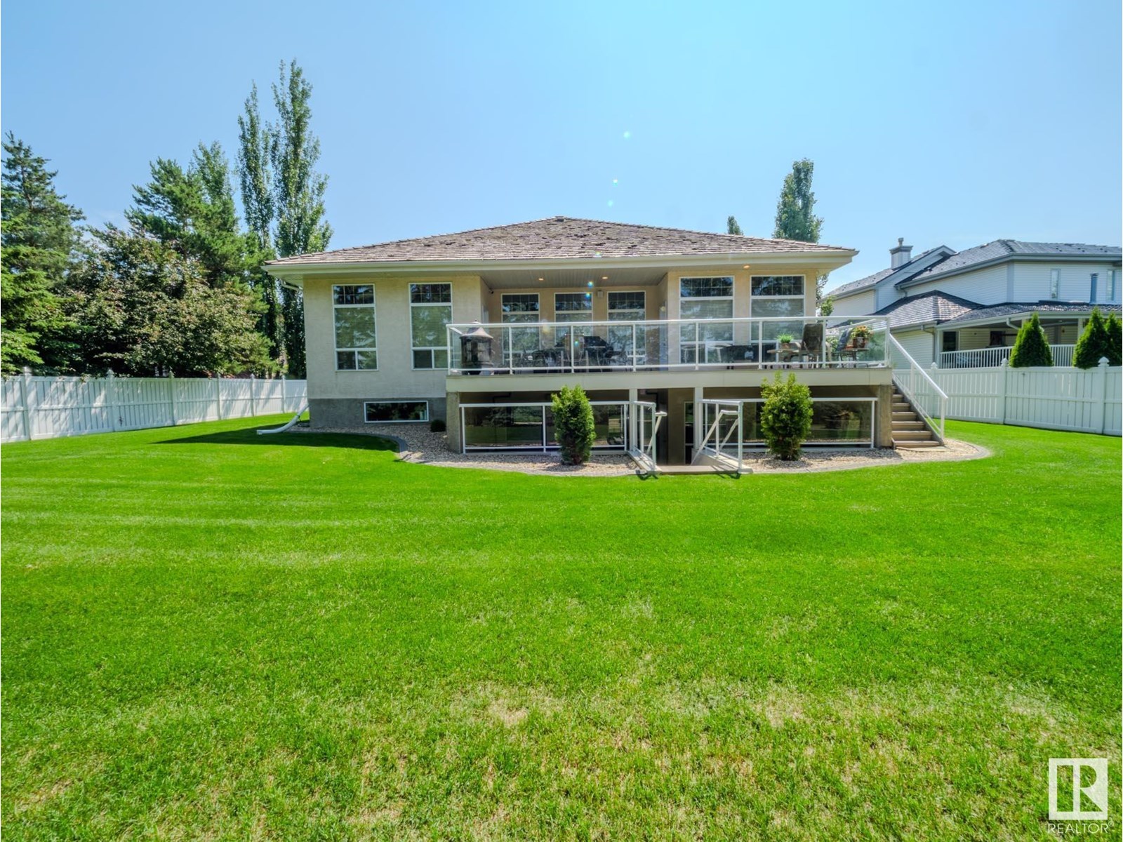 301 ESTATE DR