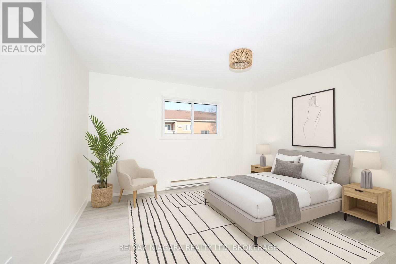 UNIT 8 - 141 PLYMOUTH ROAD