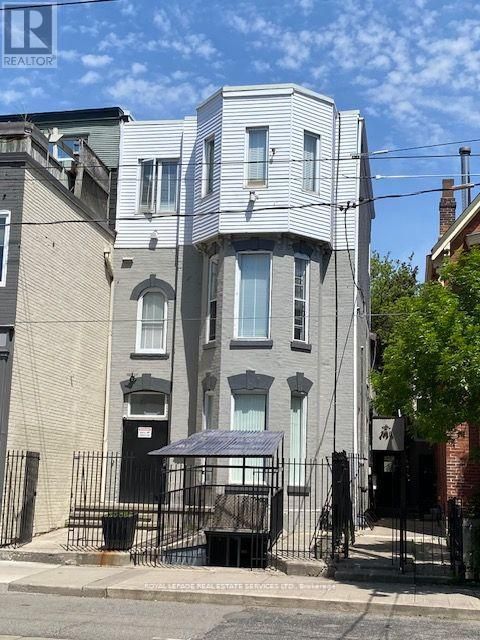 206 CARLTON STREET Toronto (Cabbagetown-South St. James Town) ON M5A2L1