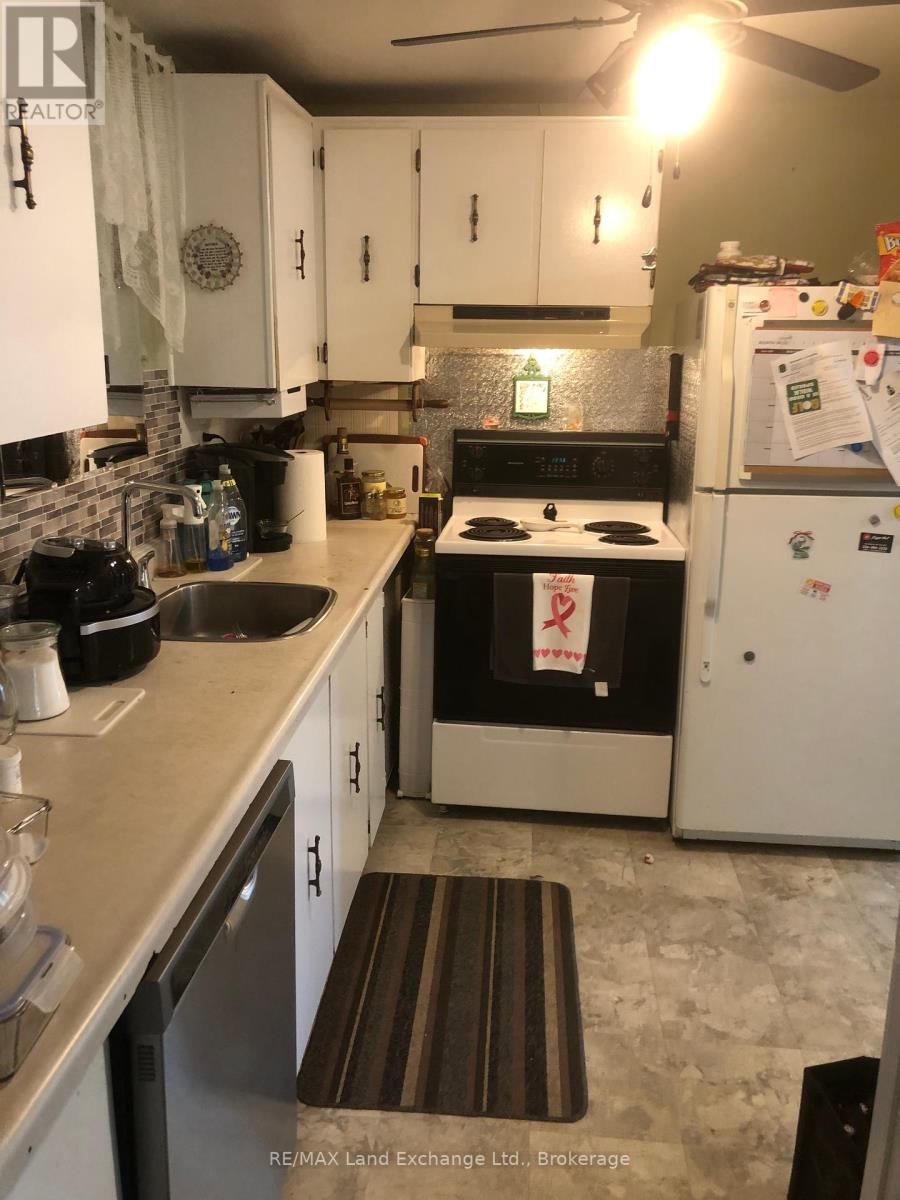 755 PALMATEER DRIVE