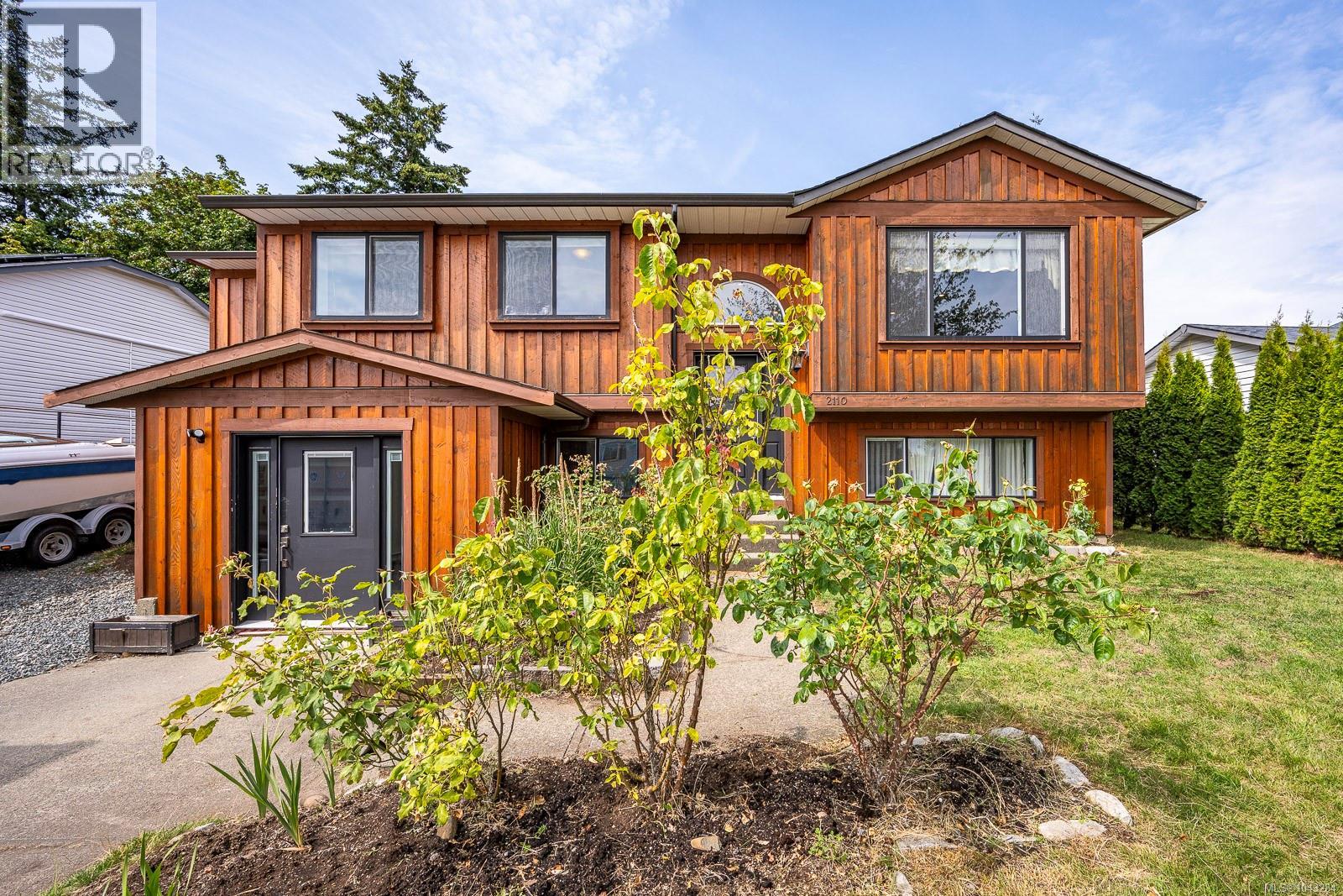2110 Murrelet Dr