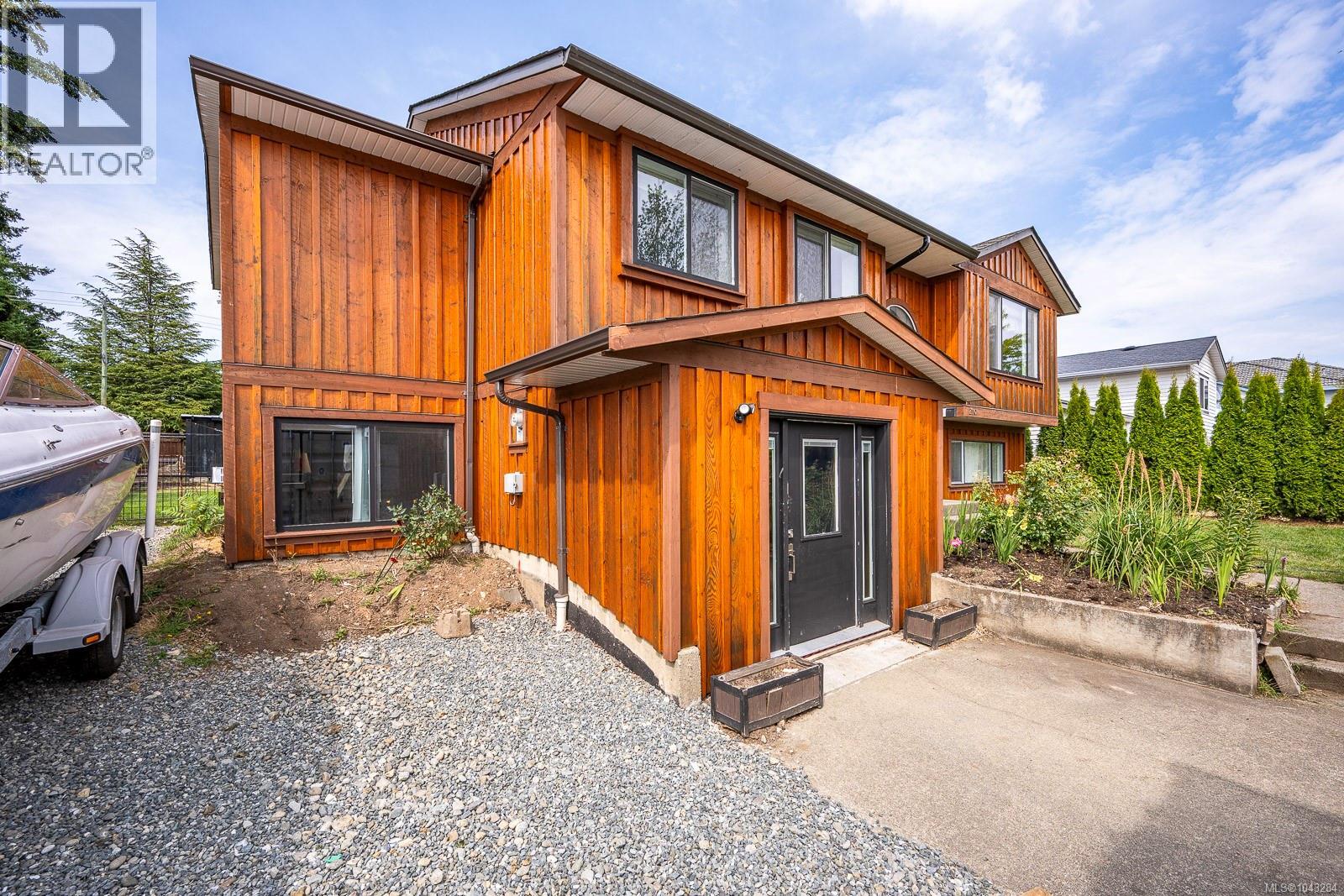 2110 Murrelet Dr