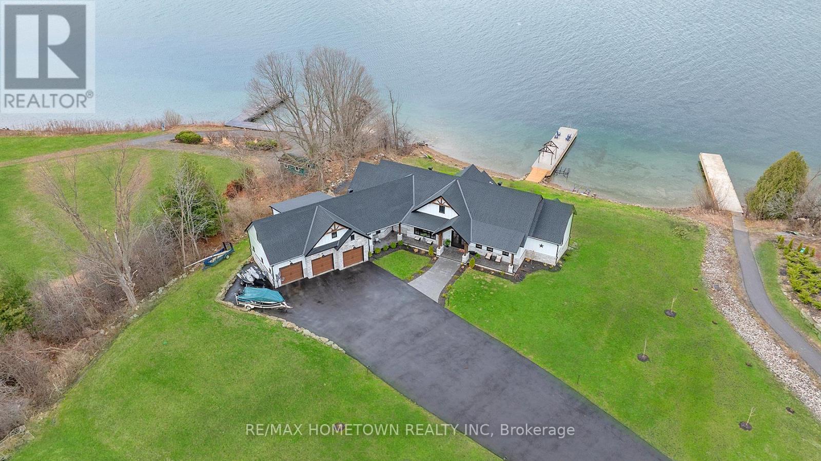 5 SHORESIDE WAY