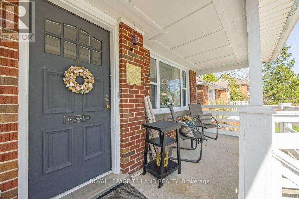 1366 LANGMUIR AVENUE