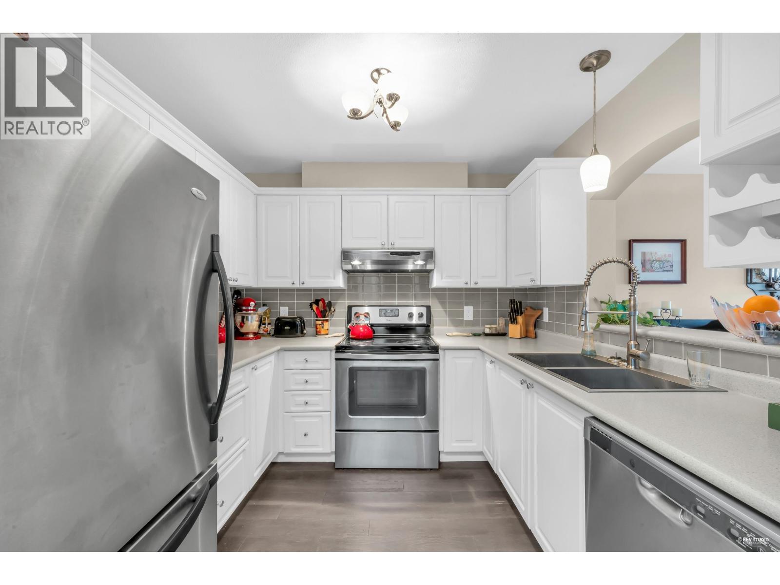 403 2970 PRINCESS CRESCENT