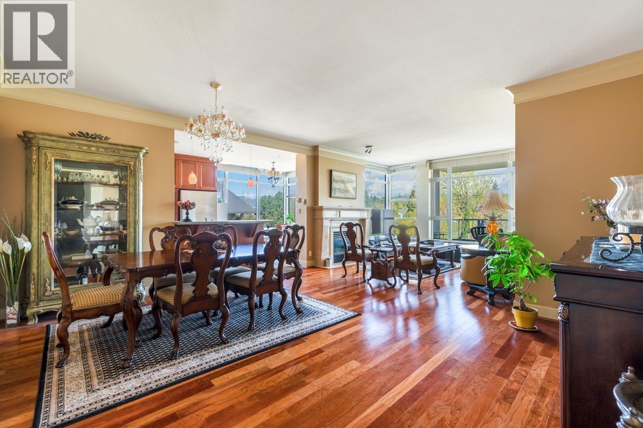 403 4685 VALLEY DRIVE
