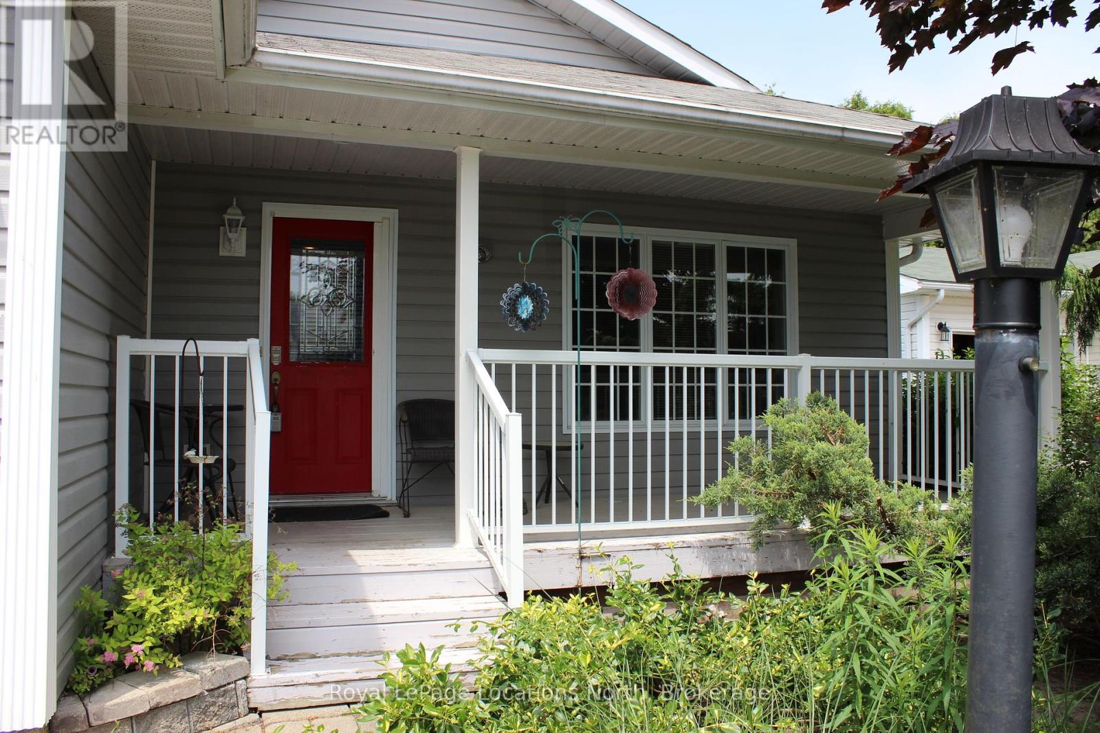 9 PENNSYLVANIA AVENUE