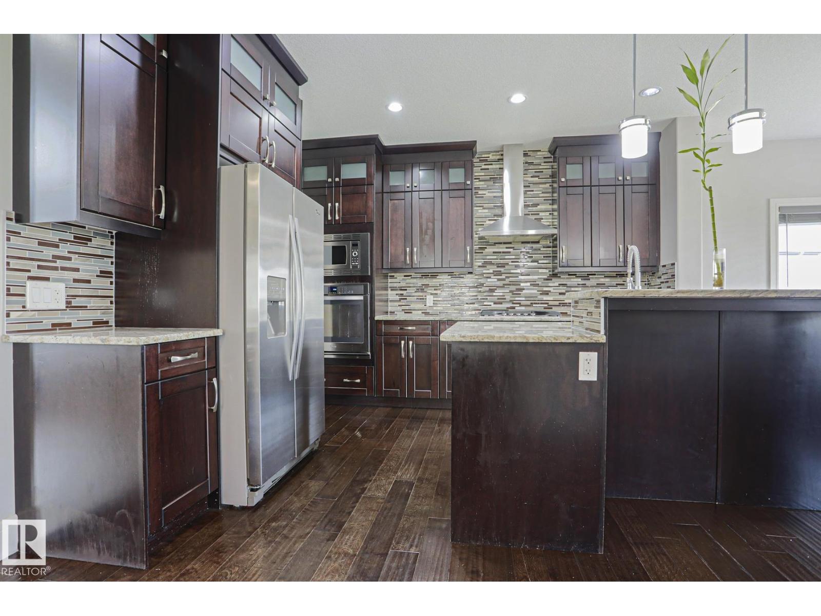 4642 CHARLES WY SW