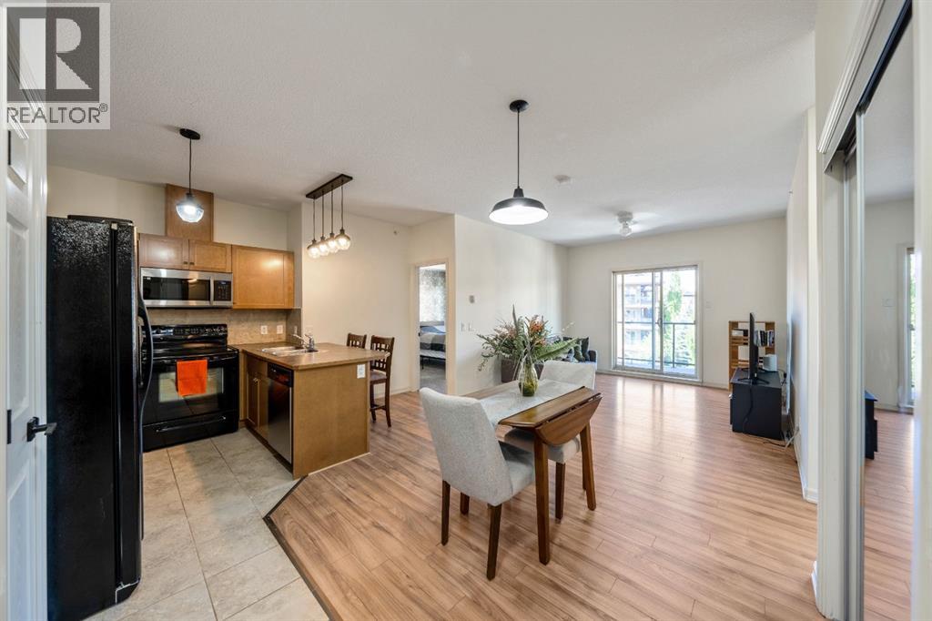 1402, 92 Crystal Shores Road