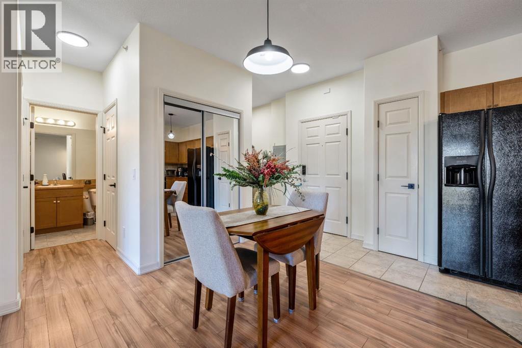 1402, 92 Crystal Shores Road