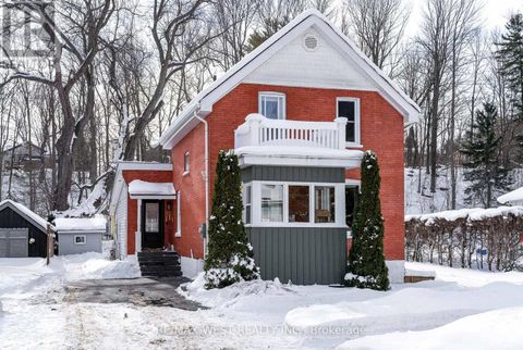 25 EDWIN STREET W Meaford ON N4L1E4