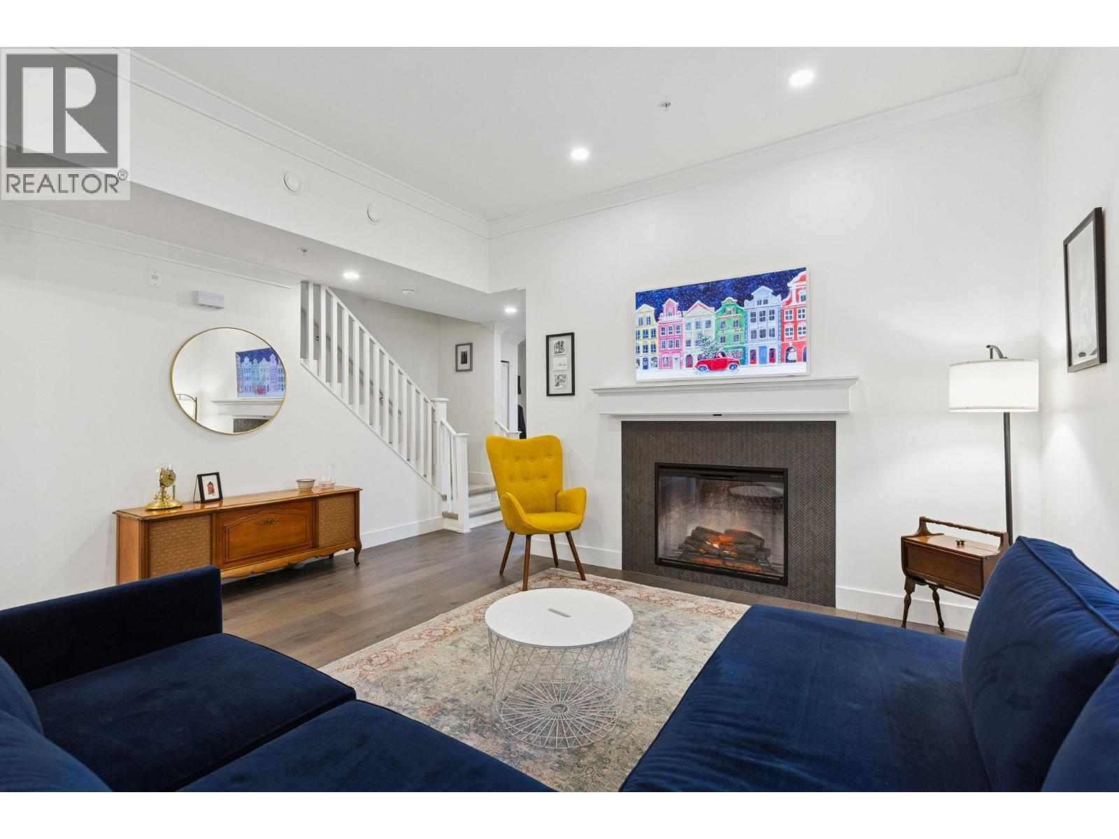 612 BRANTFORD STREET