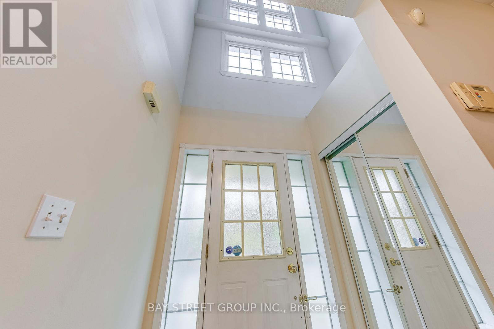 102 - 5260 MCFARREN BOULEVARD