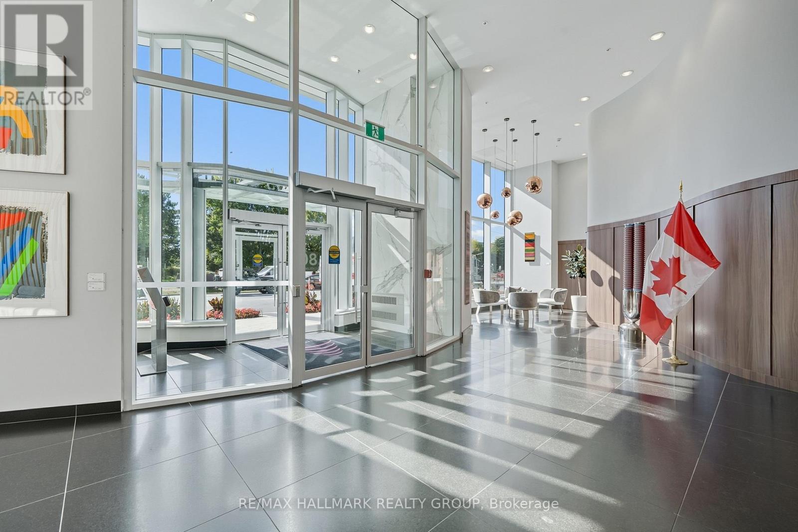 3407 - 805 CARLING AVENUE