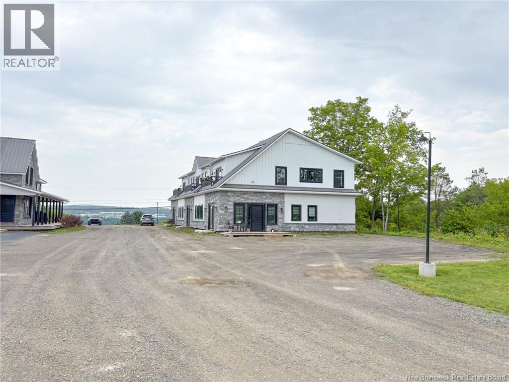 24 Riverview Drive Unit# 103