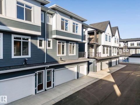 #21 6905 25 AV SW Edmonton AB T6X3B7