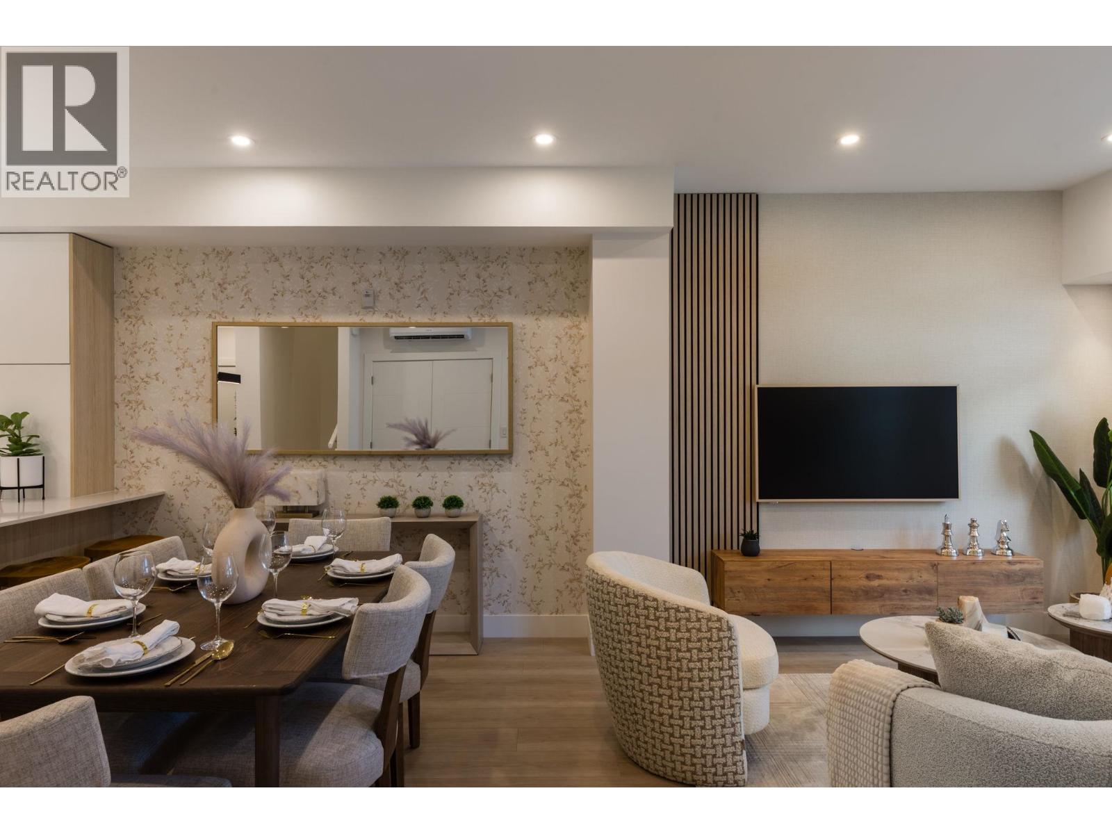 108 342 MOUNTAIN HIGHWAY