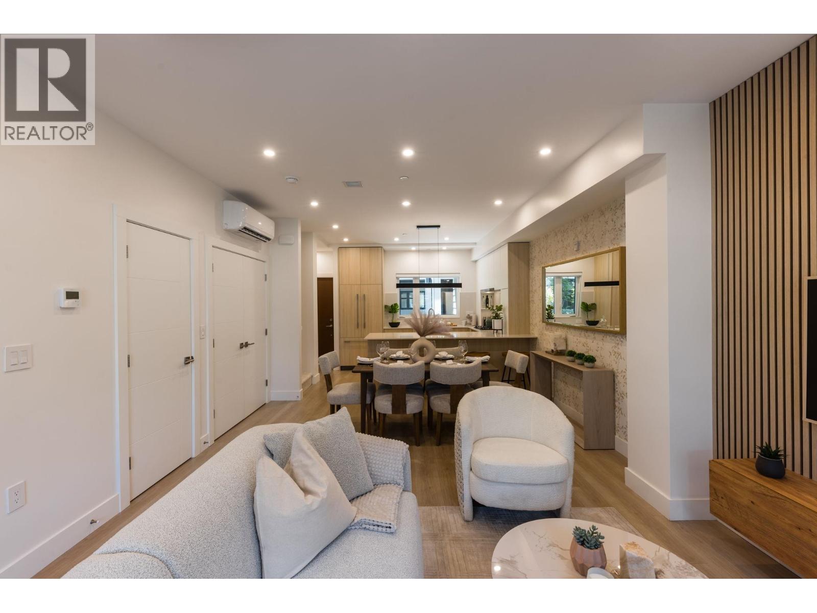 108 342 MOUNTAIN HIGHWAY