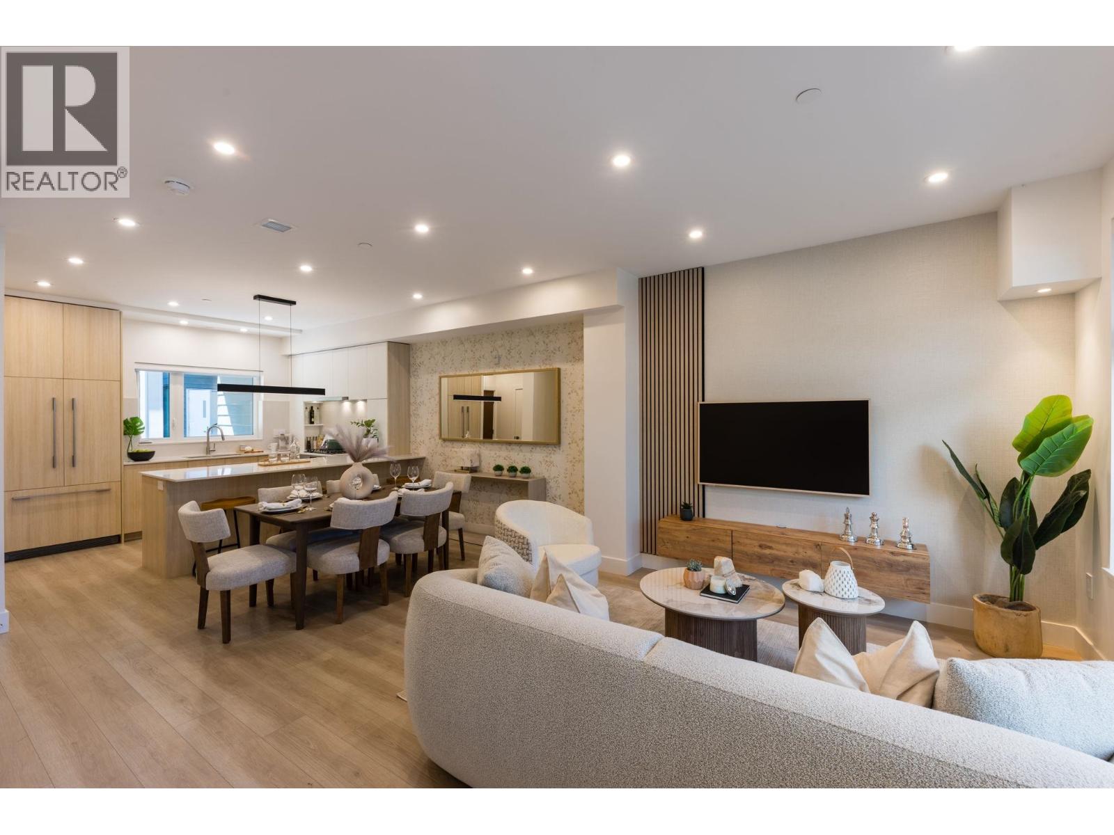 108 342 MOUNTAIN HIGHWAY