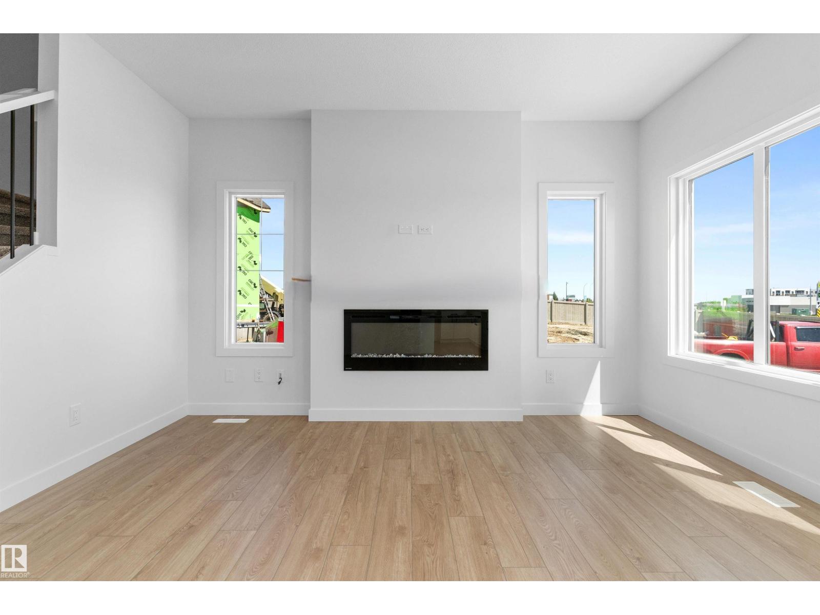 20707 40 AV NW