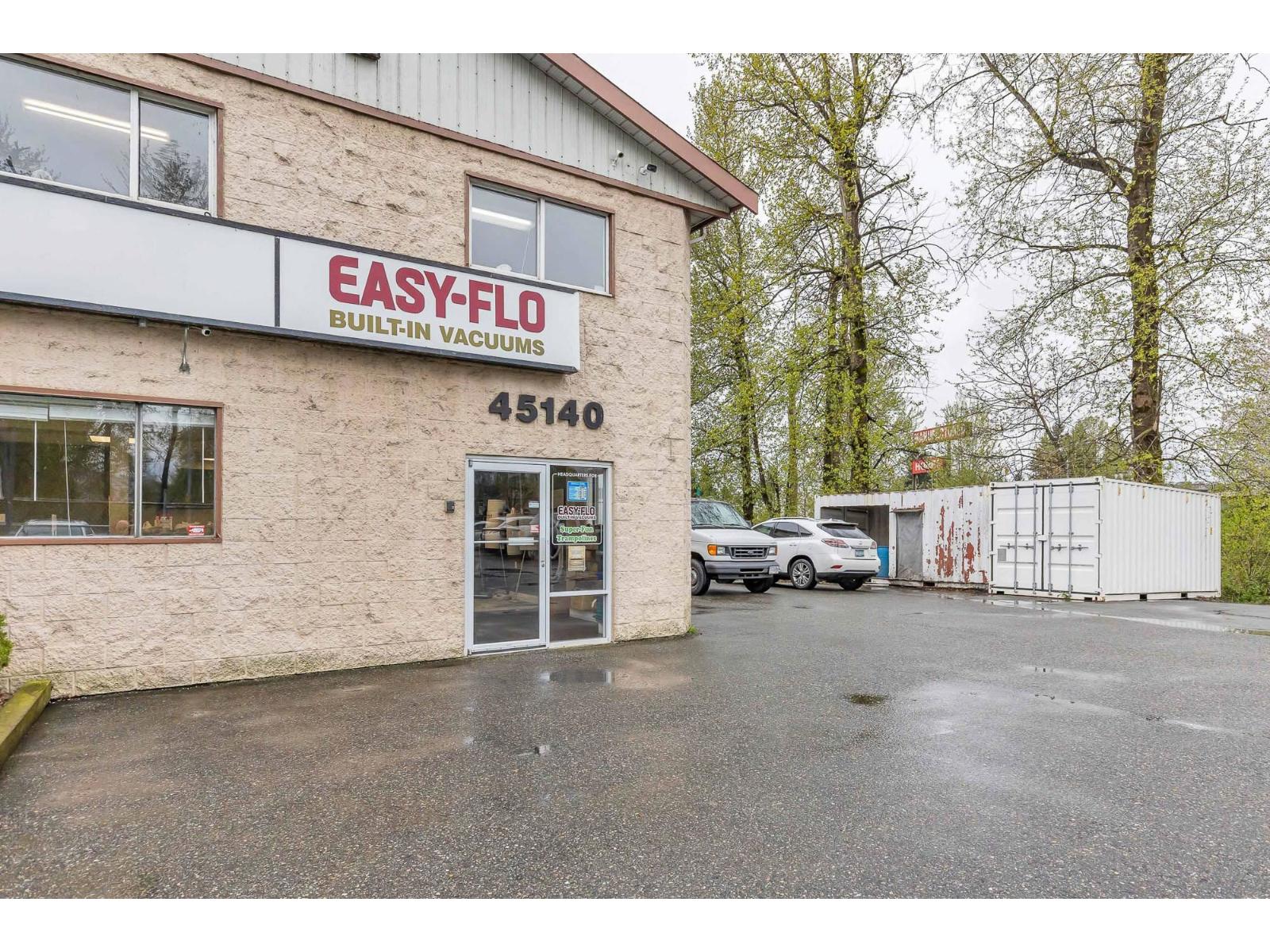 45140 YALE ROAD|West Chilliwack