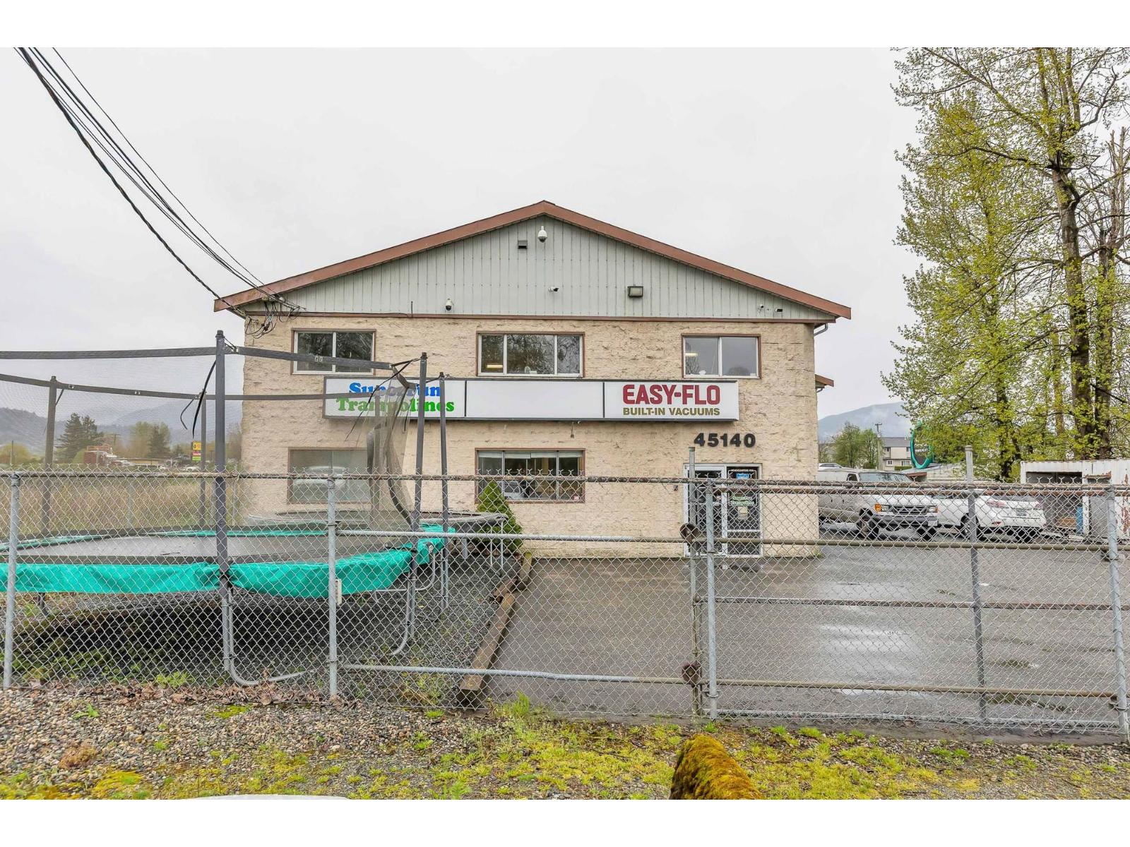 45140 YALE ROAD|West Chilliwack