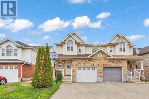 18 DONNENWERTH Drive Kitchener ON N2E3X2