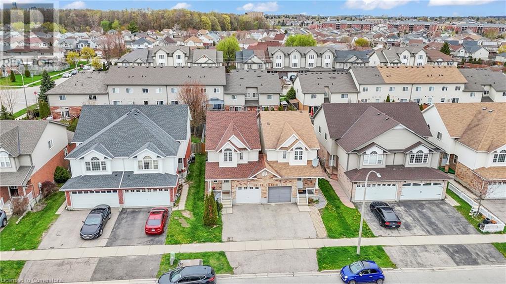 18 DONNENWERTH Drive