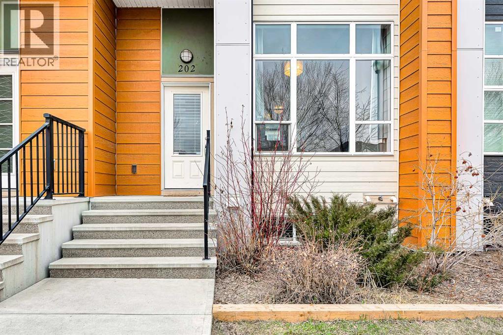 202, 1530 bayside Avenue SW