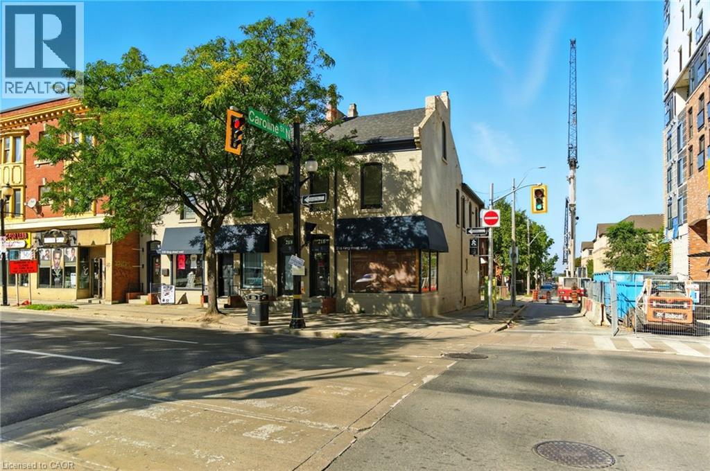 216-220 KING Street W