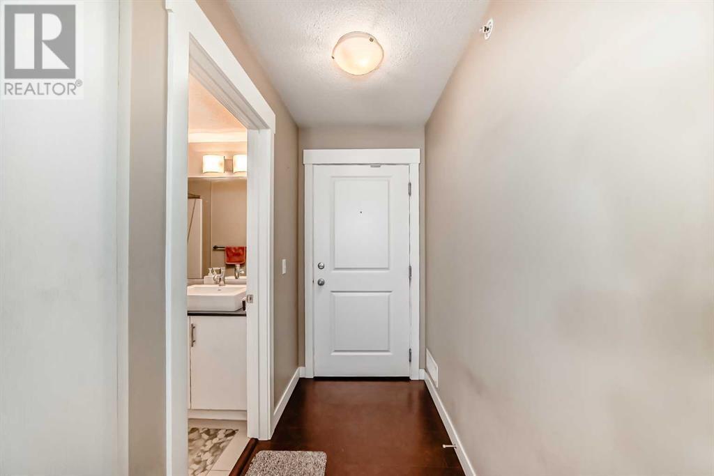 3403, 240 Skyview Ranch Road NE