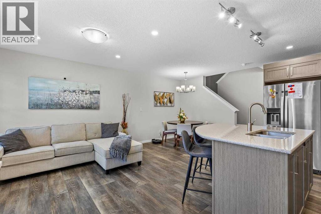 51 Yorkville Boulevard SW