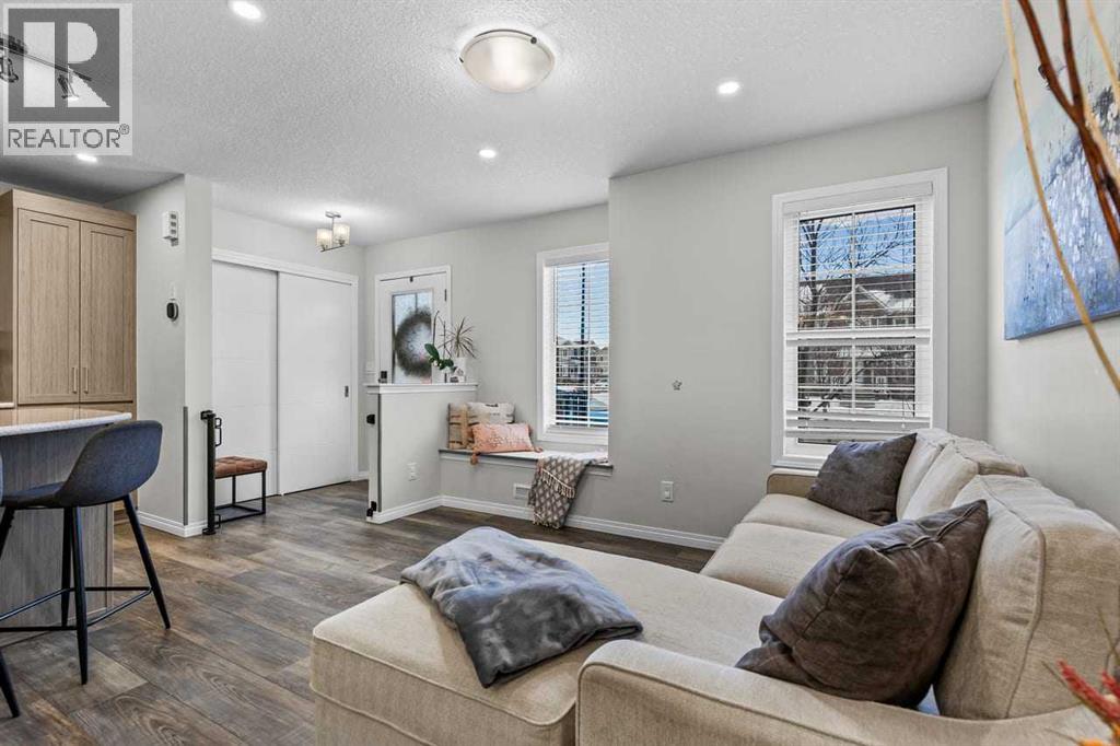 51 Yorkville Boulevard SW