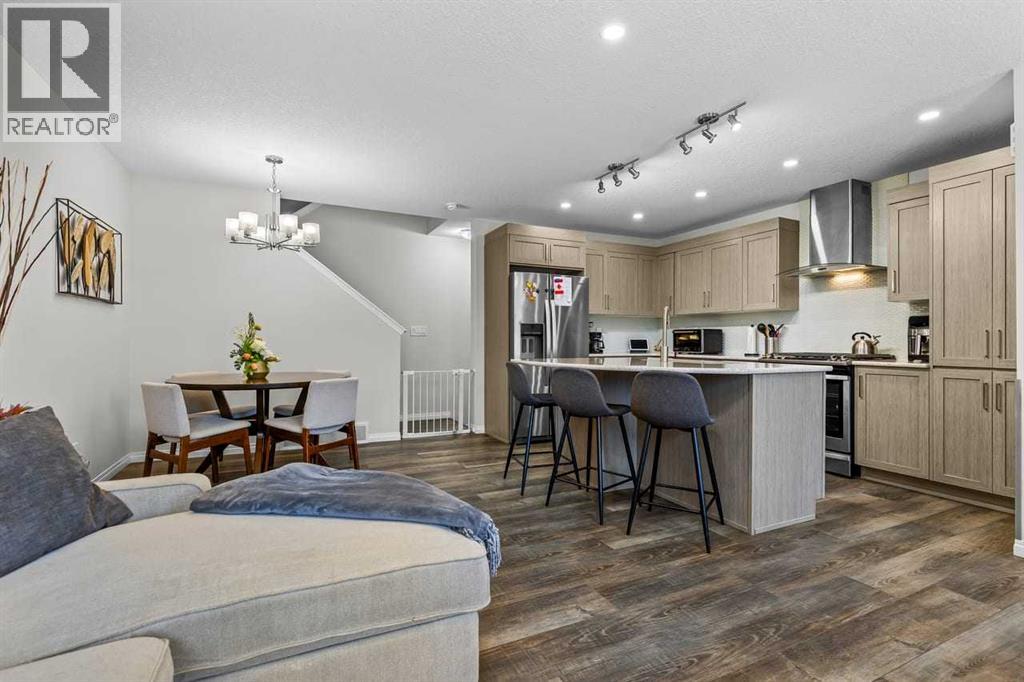 51 Yorkville Boulevard SW