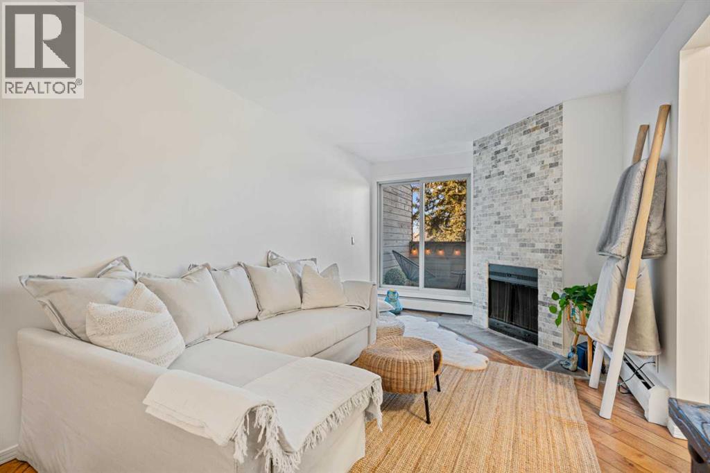 207, 2218 30 Street SW