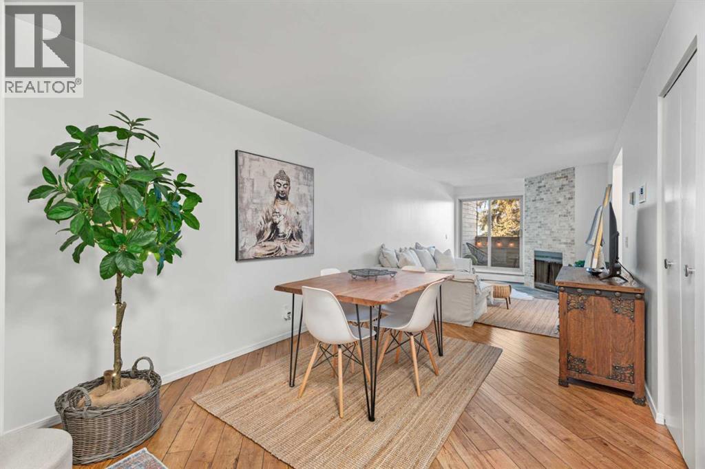 207, 2218 30 Street SW